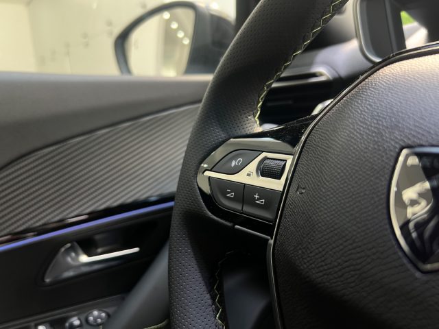 PEUGEOT 2008 usata, con Servosterzo