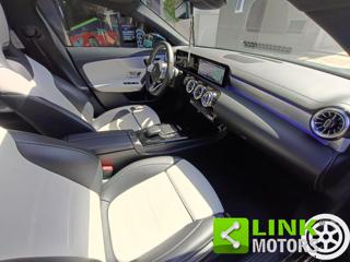 MERCEDES-BENZ CLA 200 usata, con Touch screen