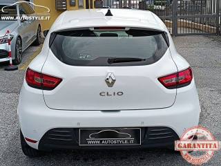 RENAULT Clio usata, con Limitatore di velocità