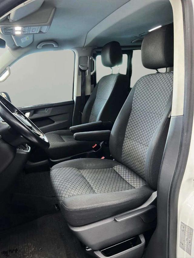 VOLKSWAGEN Multivan usata, con Park Distance Control