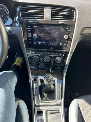 VOLKSWAGEN Golf usata, con Cronologia tagliandi