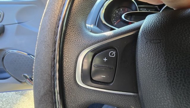 RENAULT Clio usata, con Sistema di navigazione