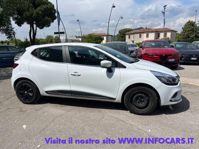 RENAULT Clio usata, con Climatizzatore