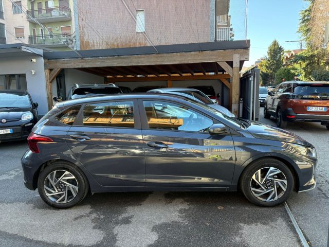 HYUNDAI i20 usata, con Airbag laterali