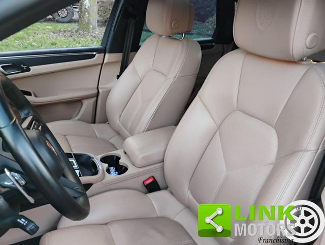 PORSCHE Macan usata, con Sensore di luce