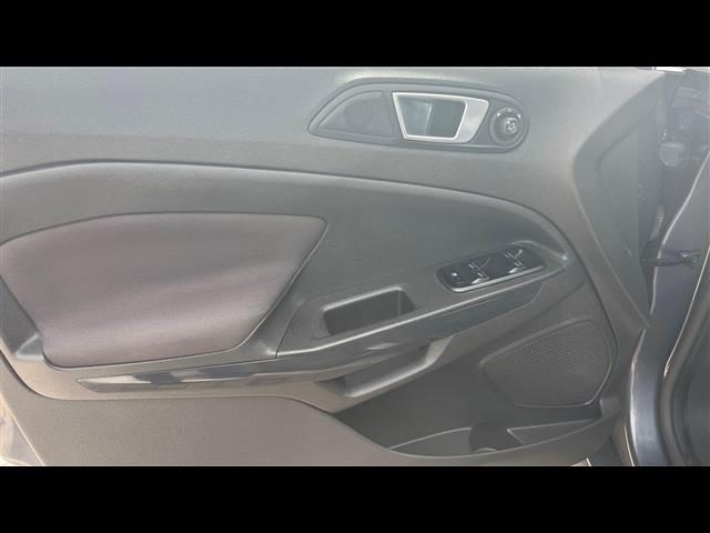 FORD EcoSport usata, con Lettore CD