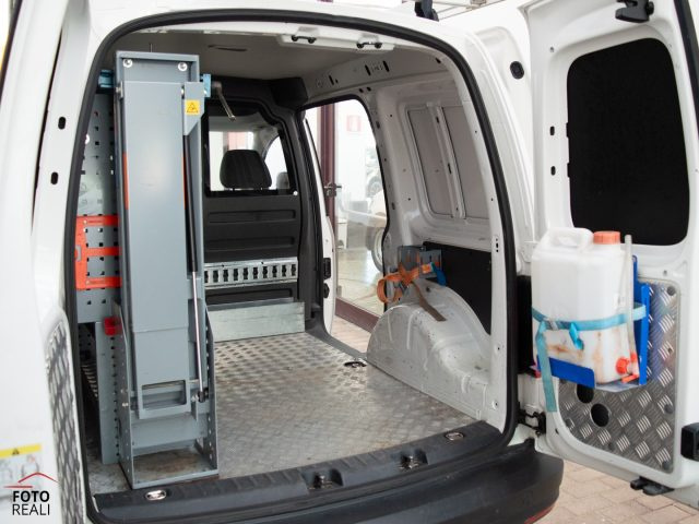 VOLKSWAGEN Caddy usata, con Fendinebbia