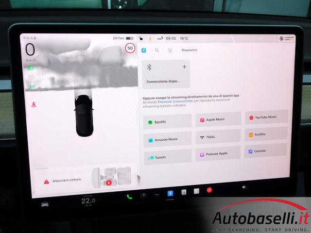TESLA Model 3 usata, con Streaming musicale integrato