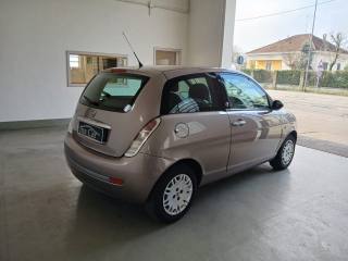 LANCIA Ypsilon usata, con Autoradio