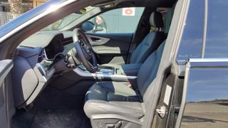 AUDI Q8 usata, con Alzacristalli elettrici