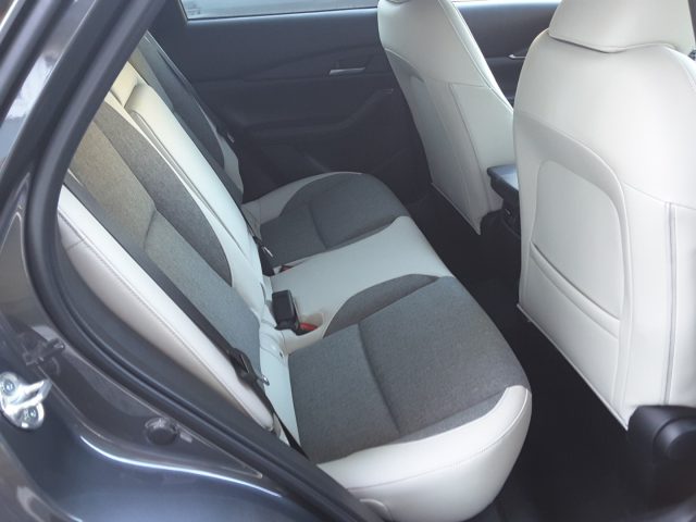 MAZDA CX-30 usata, con Bluetooth