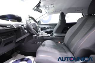 PEUGEOT 3008 usata, con USB