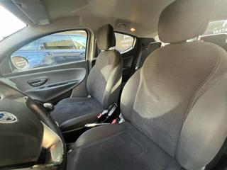 LANCIA Ypsilon usata, con ESP