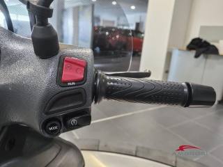 PIAGGIO Beverly 500 usata 10