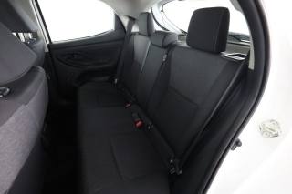 TOYOTA Yaris usata 9