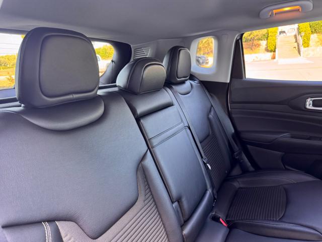 JEEP Compass usata, con Sedile posteriore sdoppiato