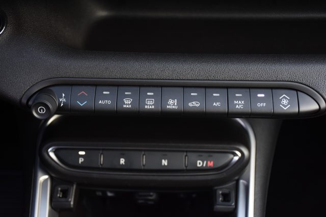 JEEP Avenger usata, con Touch screen