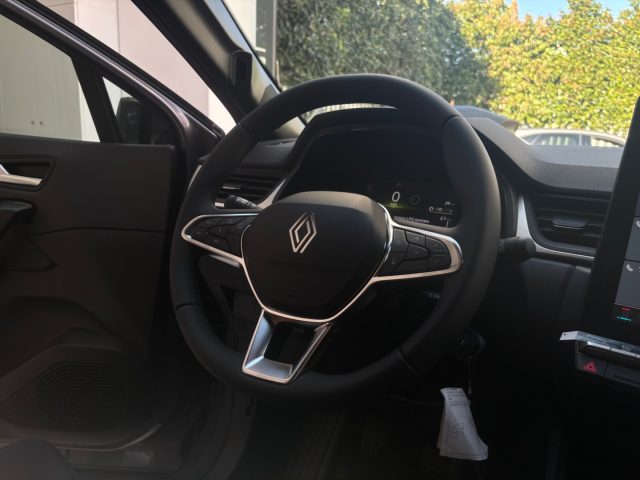 RENAULT Captur usata, con Telecamera per parcheggio assistito