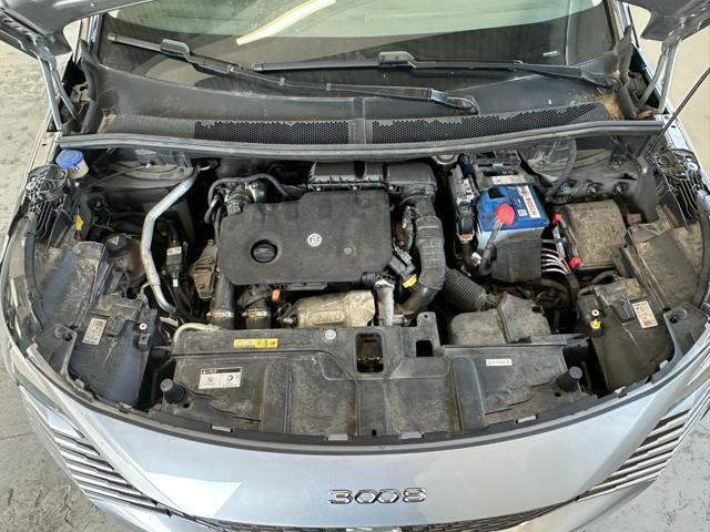 PEUGEOT 3008 usata, con Cruise Control