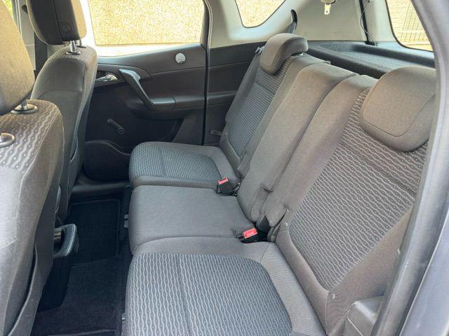 OPEL Meriva usata, con Autoradio