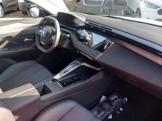 PEUGEOT 308 usata, con Autoradio digitale