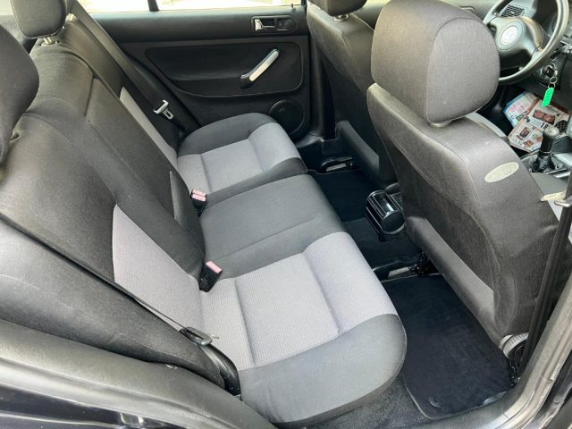 VOLKSWAGEN Golf usata, con Fendinebbia