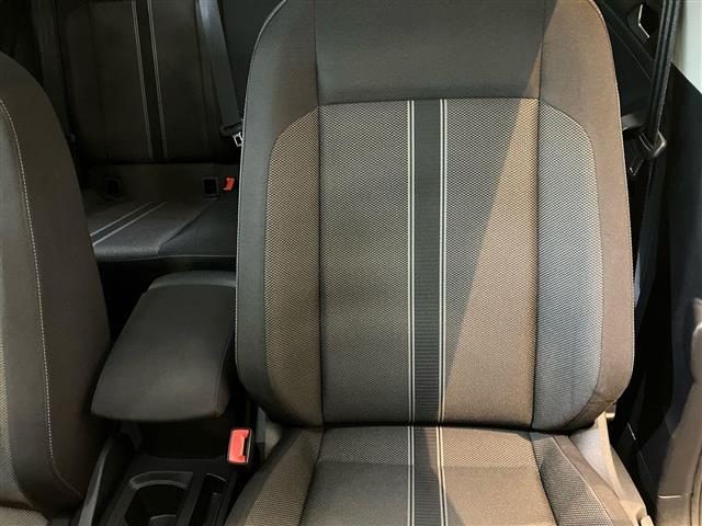 VOLKSWAGEN T-Roc usata 24