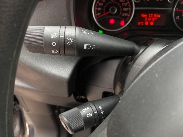 FIAT Doblo usata, con USB