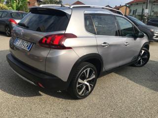PEUGEOT 2008 usata, con Airbag