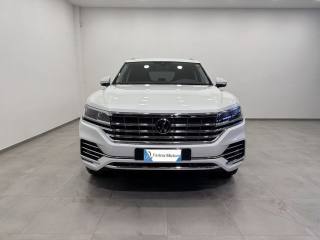 VOLKSWAGEN Touareg usata, con Airbag