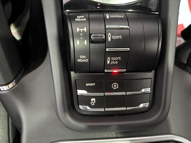 PORSCHE Cayenne usata, con Cruise Control