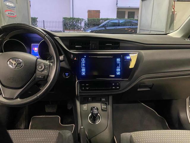 TOYOTA Auris usata 23