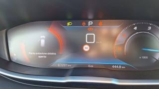 PEUGEOT 3008 usata, con Volante multifunzione