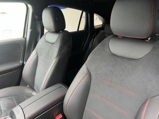 MERCEDES-BENZ GLA 180 usata, con Vivavoce