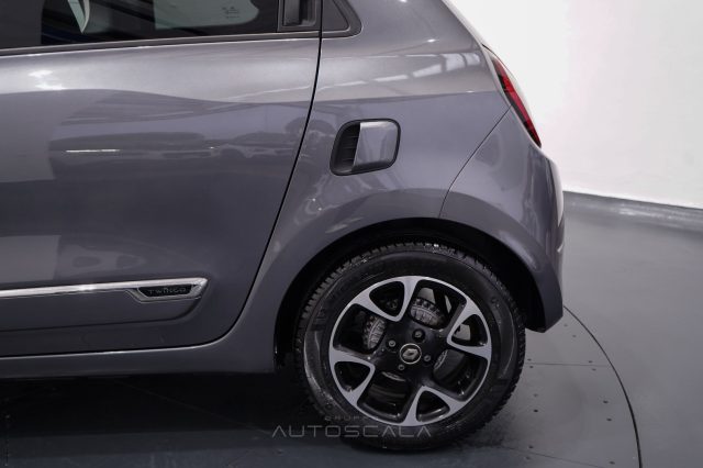 RENAULT Twingo usata, con Sensori di parcheggio posteriori