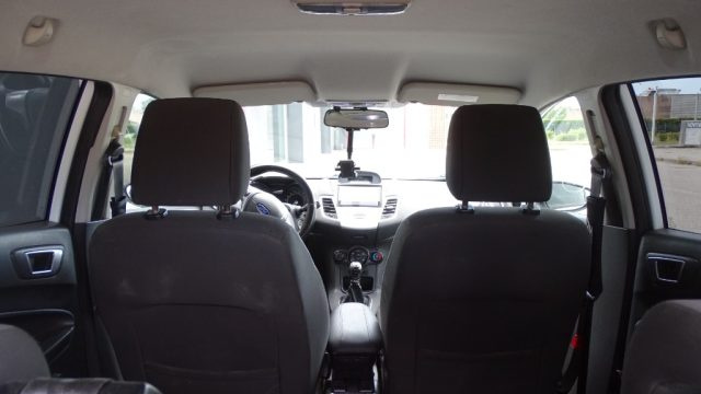 FORD Fiesta usata 123