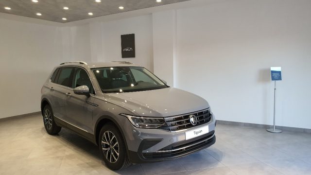 VOLKSWAGEN Tiguan usata, con Alzacristalli elettrici