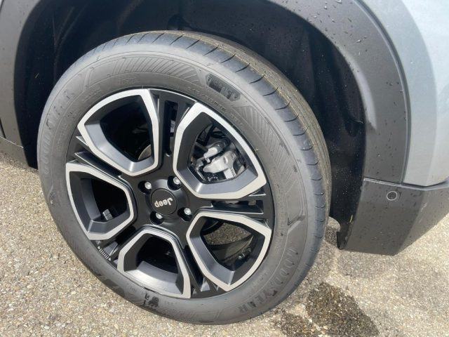 JEEP Avenger usata, con Autoradio