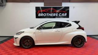 TOYOTA Yaris usata, con Alzacristalli elettrici