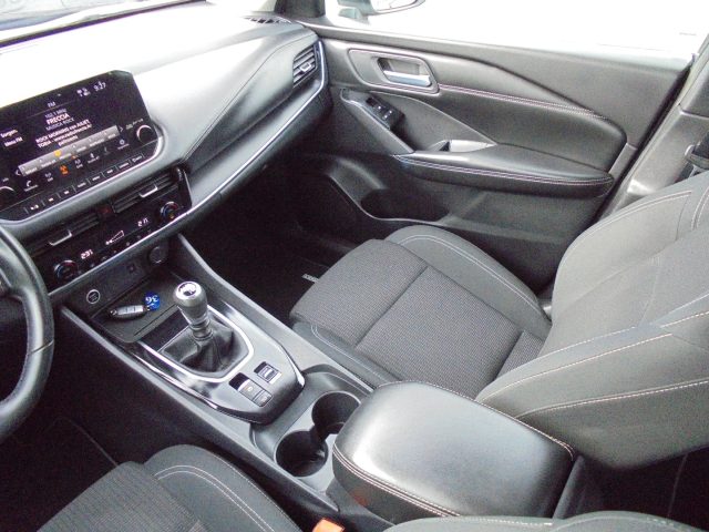 NISSAN Qashqai usata, con Telecamera per parcheggio assistito
