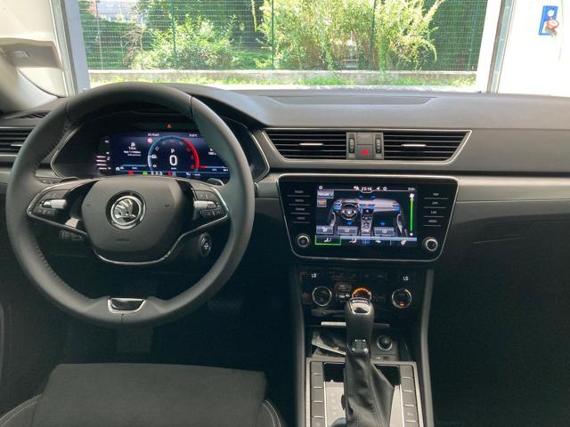 SKODA Superb usata, con Autoradio