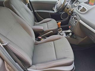 RENAULT Clio usata 16