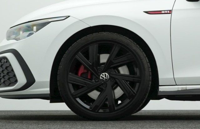 VOLKSWAGEN Golf usata, con Specchietti laterali elettrici