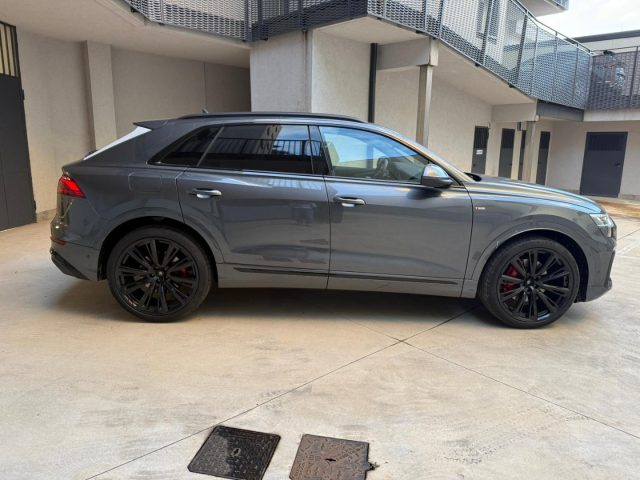 AUDI Q8 usata, con Cerchi in lega
