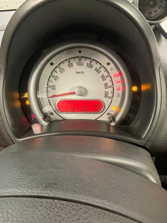 OPEL Agila usata, con Chiusura centralizzata