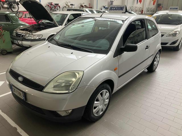 FORD Fiesta usata, con ABS