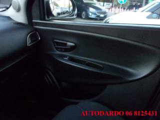 LANCIA Ypsilon usata, con Specchietti laterali elettrici