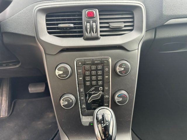 VOLVO V40 usata, con Cronologia tagliandi