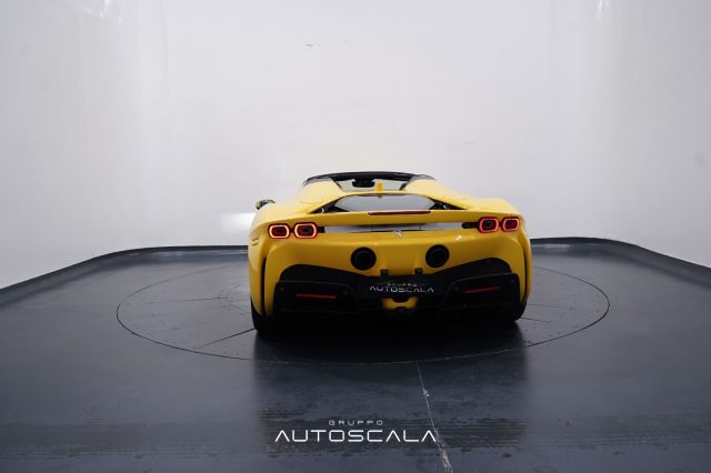 FERRARI SF90 usata 11