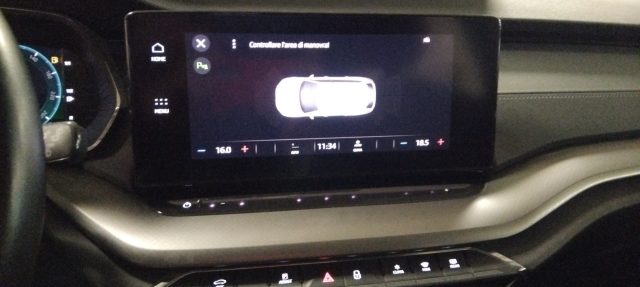 SKODA Octavia usata, con Bracciolo